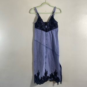 3.1 PHILLIP LIM
Lace-trimmed denim midi dress size 0